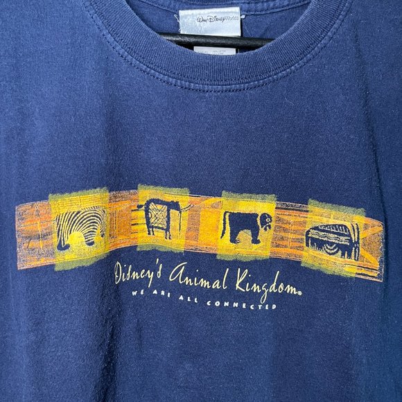 Vintage Walt Disney World- Disney's Animal Kingdom T-Shirt - Picture 3 of 4